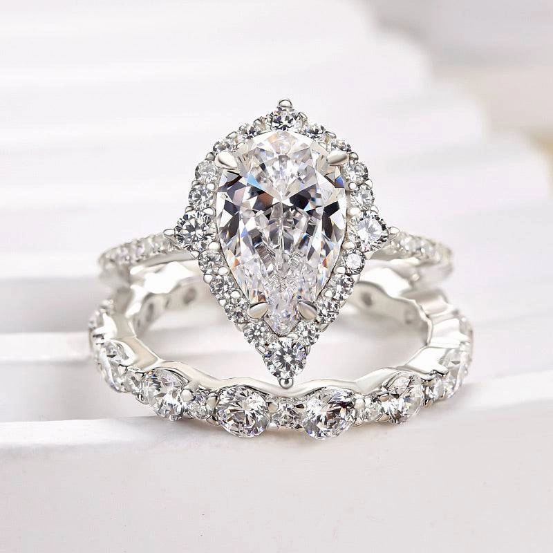 Chic Glimmer Shiny Glam Louily Gorgeous Halo Pear Cut Bridal Ring Set In Sterling Silver
