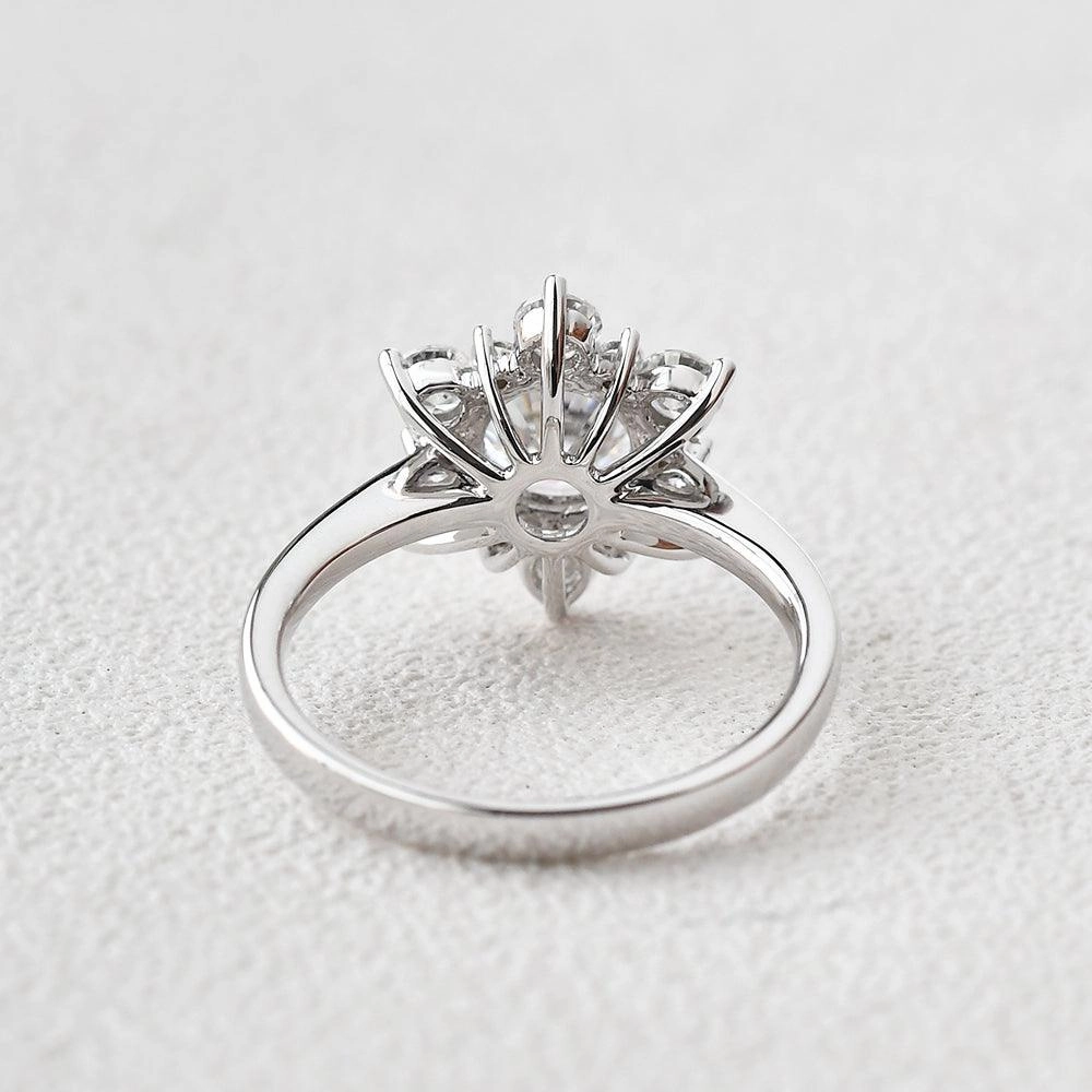 Casual Wear Snowflake Shaped Moissanite White Gold Ring