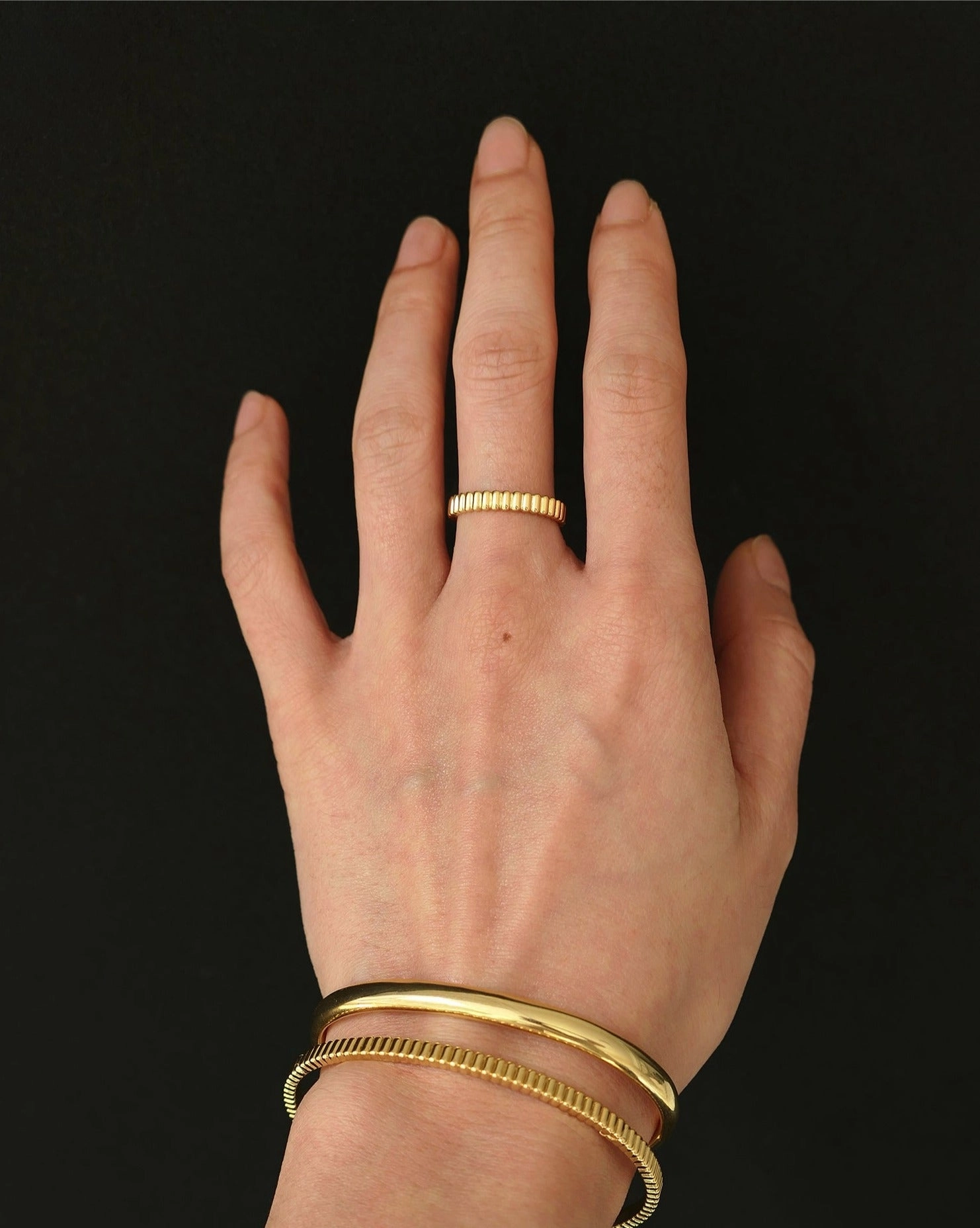 Stylish Addition Kendra Gold Ribbed Ring Narrow and Wide Band