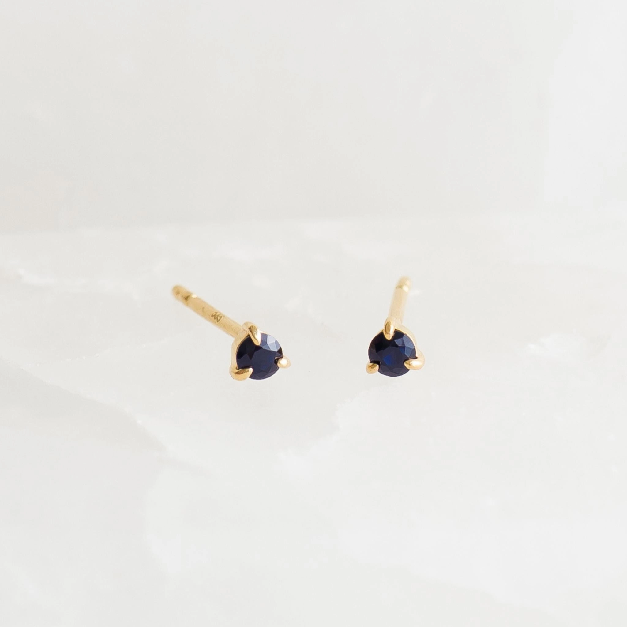 September Birthstone Stud Earrings 14k Gold - Blue Sapphire Polygonal Ornament