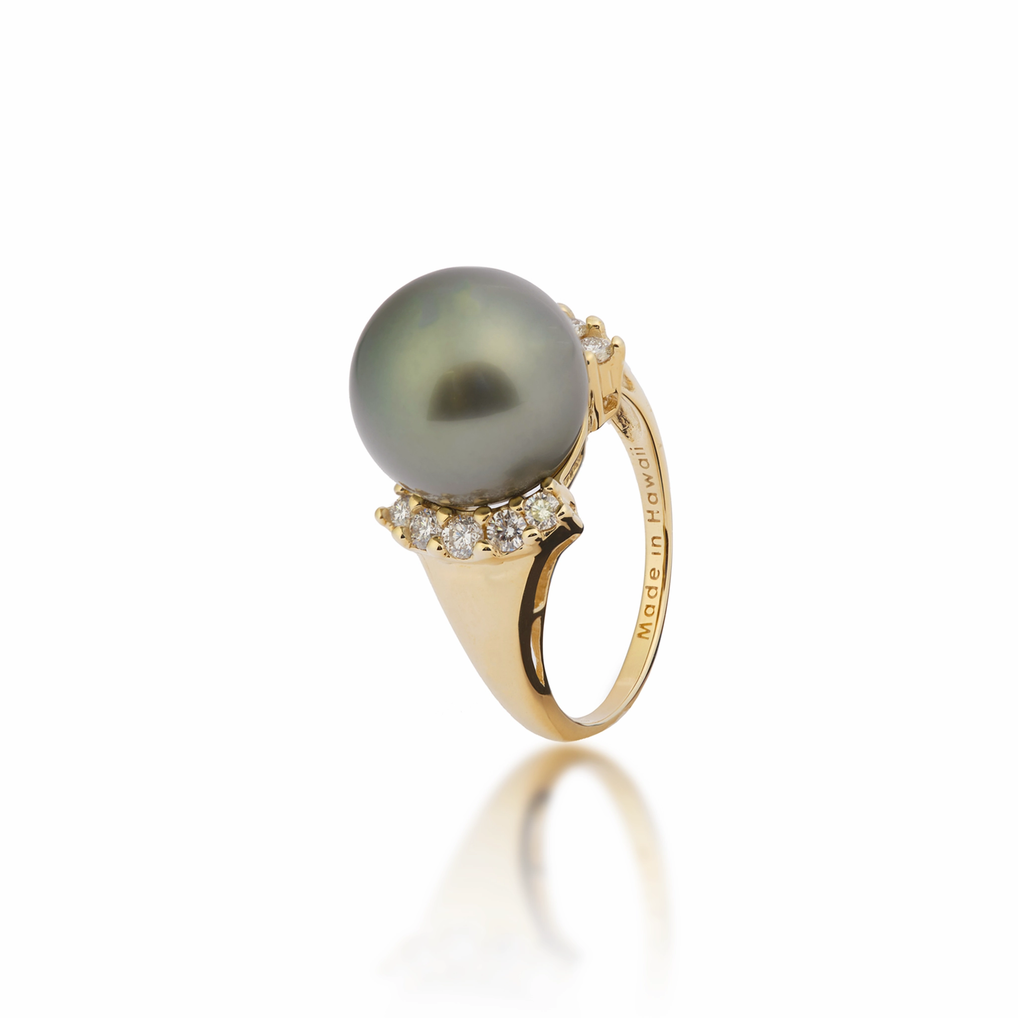 Chic Ornament Award winning Tahitian Black Pearl Ring in Gold with Diamonds - 12-13mm