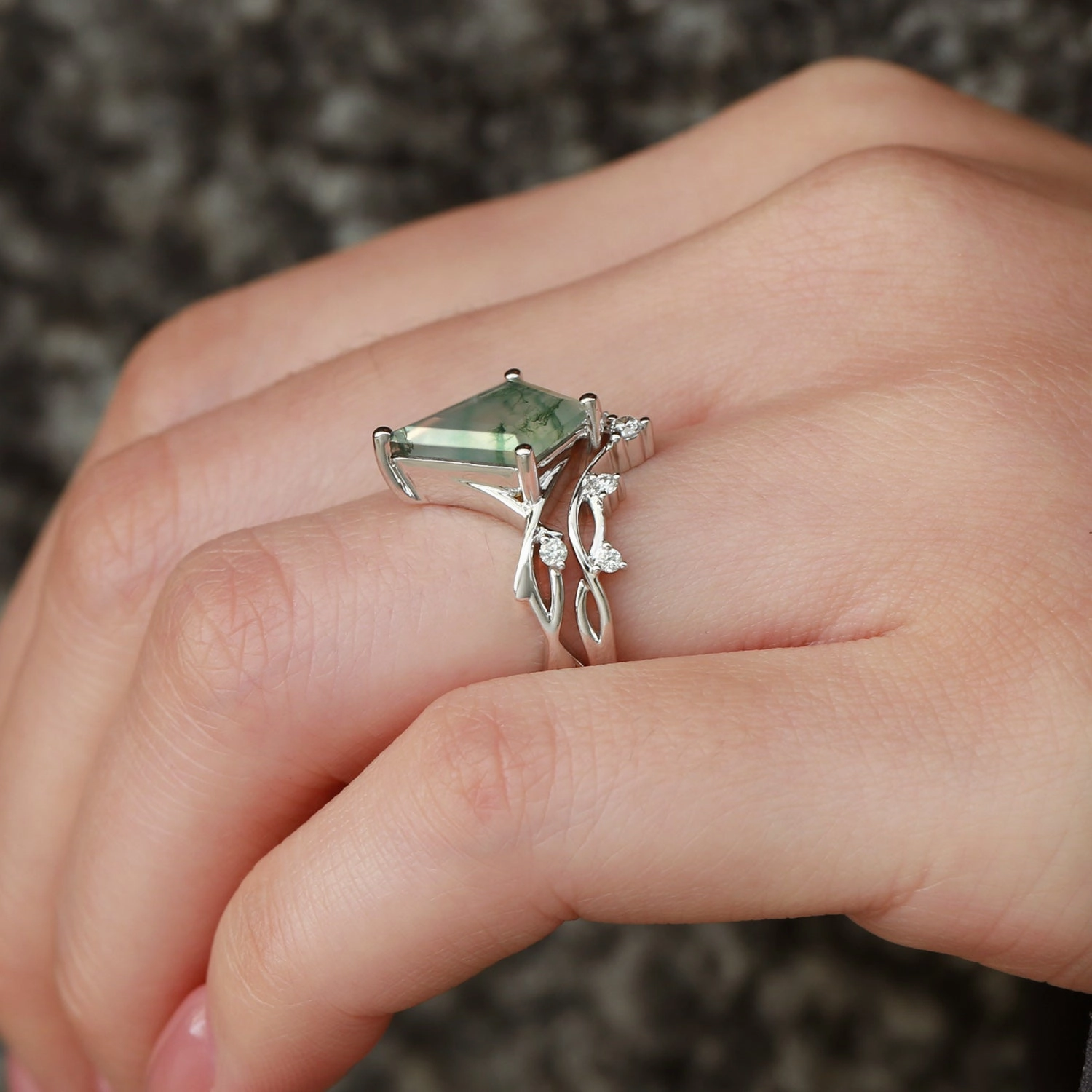 Branch Kite Shape Natural Moss Agate Engagement Ring Sets 2pcs Lively Detail Sophisticated Shine