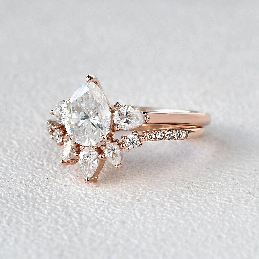 Pear Shaped Moissanite Three Stone Ring Set 2pcs Star Detail