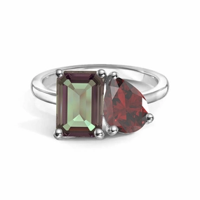 Toi et Moi Personalized Alexandrite Birthstone Anniversary Ring Timeless Style Luminous Glow