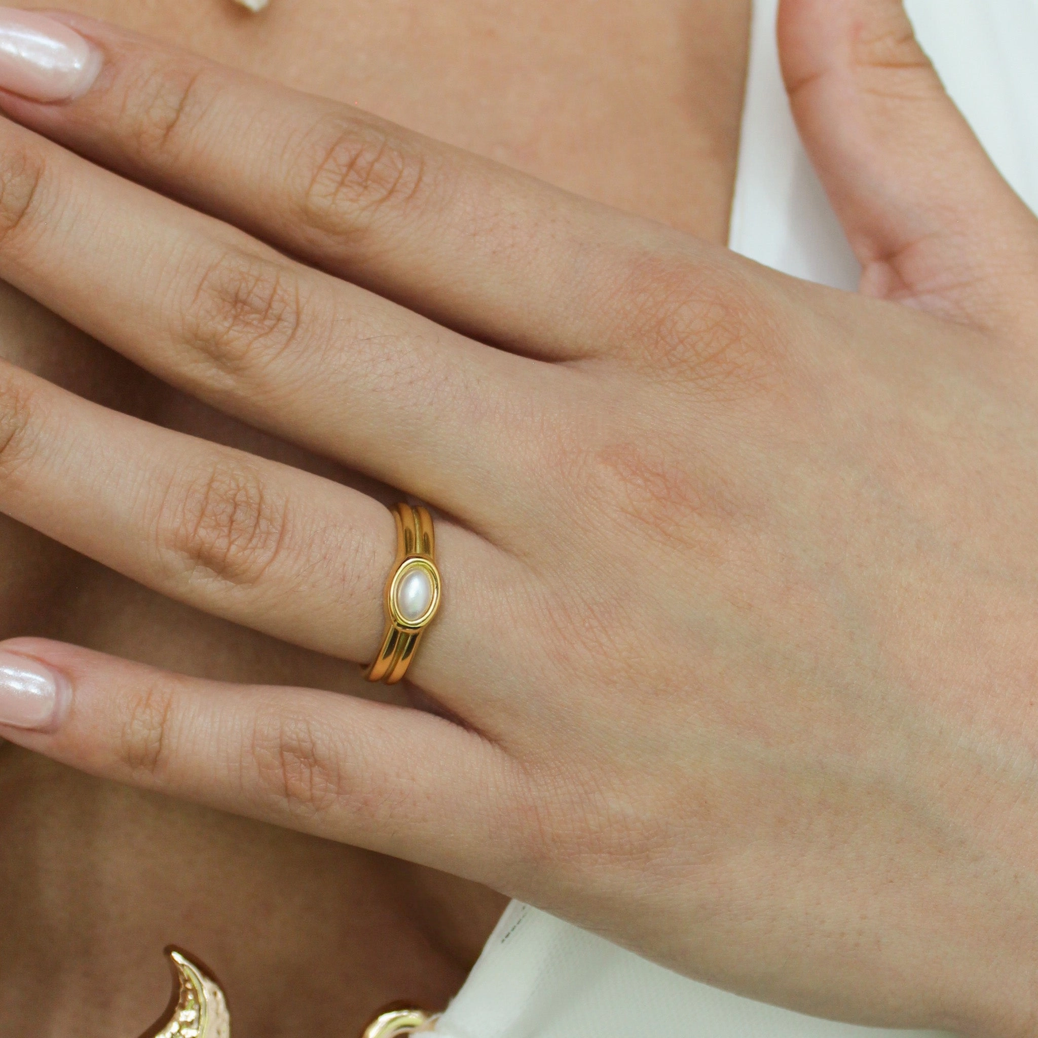 Luxury Motion Octagonal Look MARINA PEARL RING