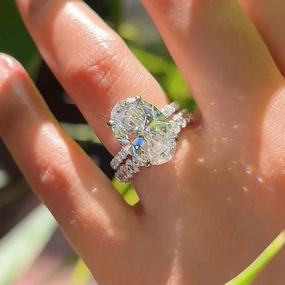 Party Style Effortless Sparkle Louily Luxury Oval Cut Simulated Diamond Ring Set