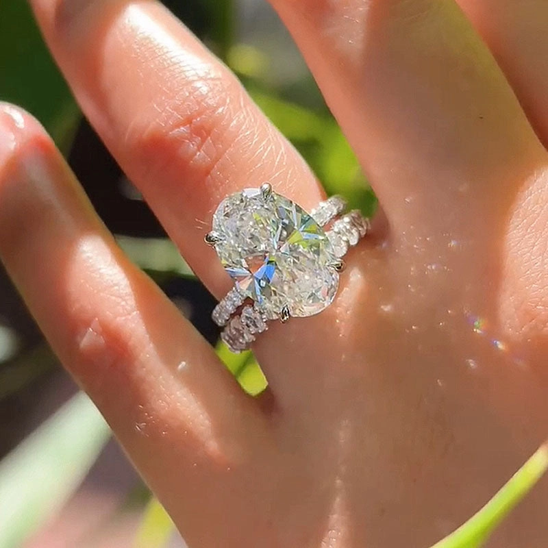 Vogue Design Louily Luxury Oval Cut Simulated Diamond Ring Set