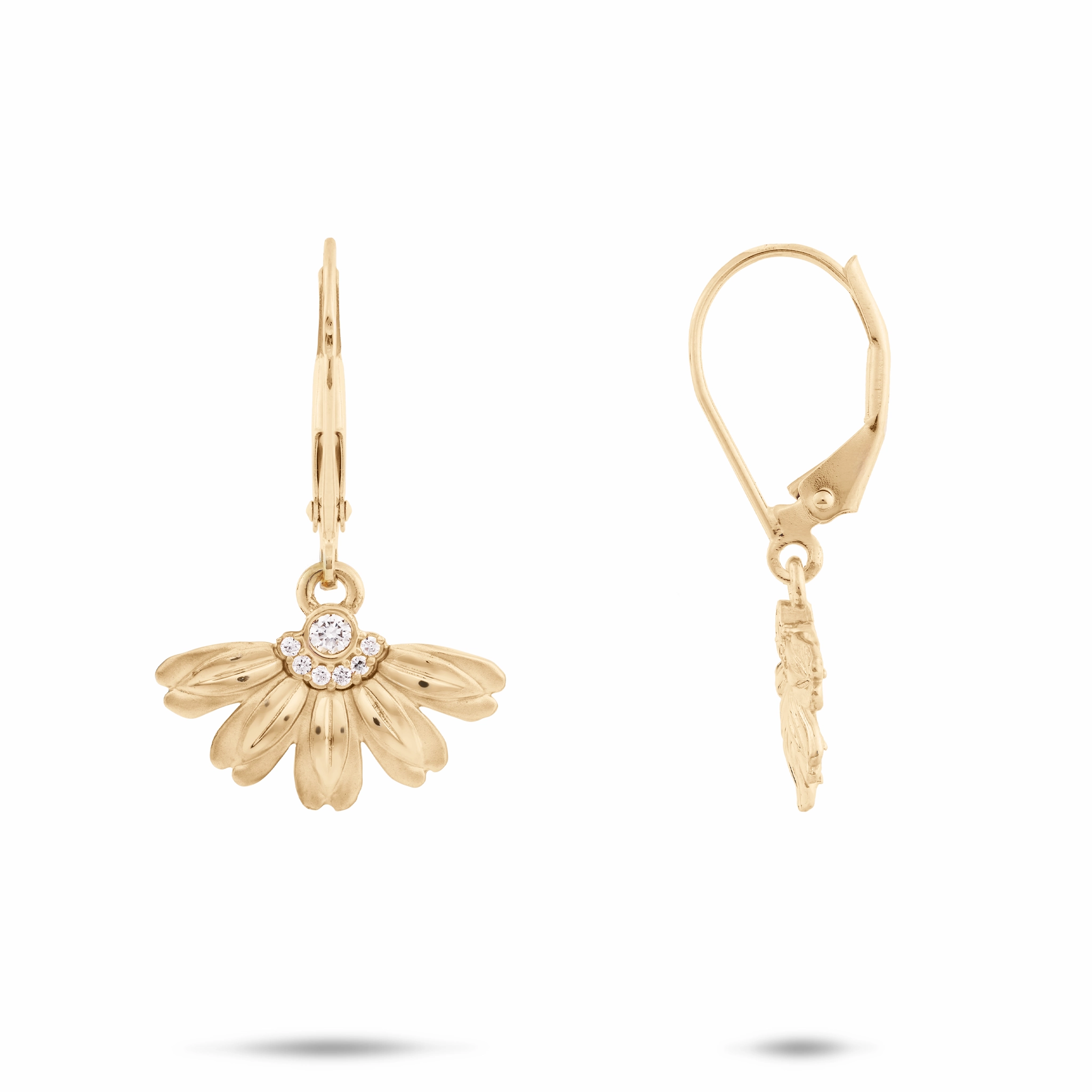 Romantic Fashion Expressive Accent Beach Naupaka Earrings in Gold with Diamonds - 10mm
