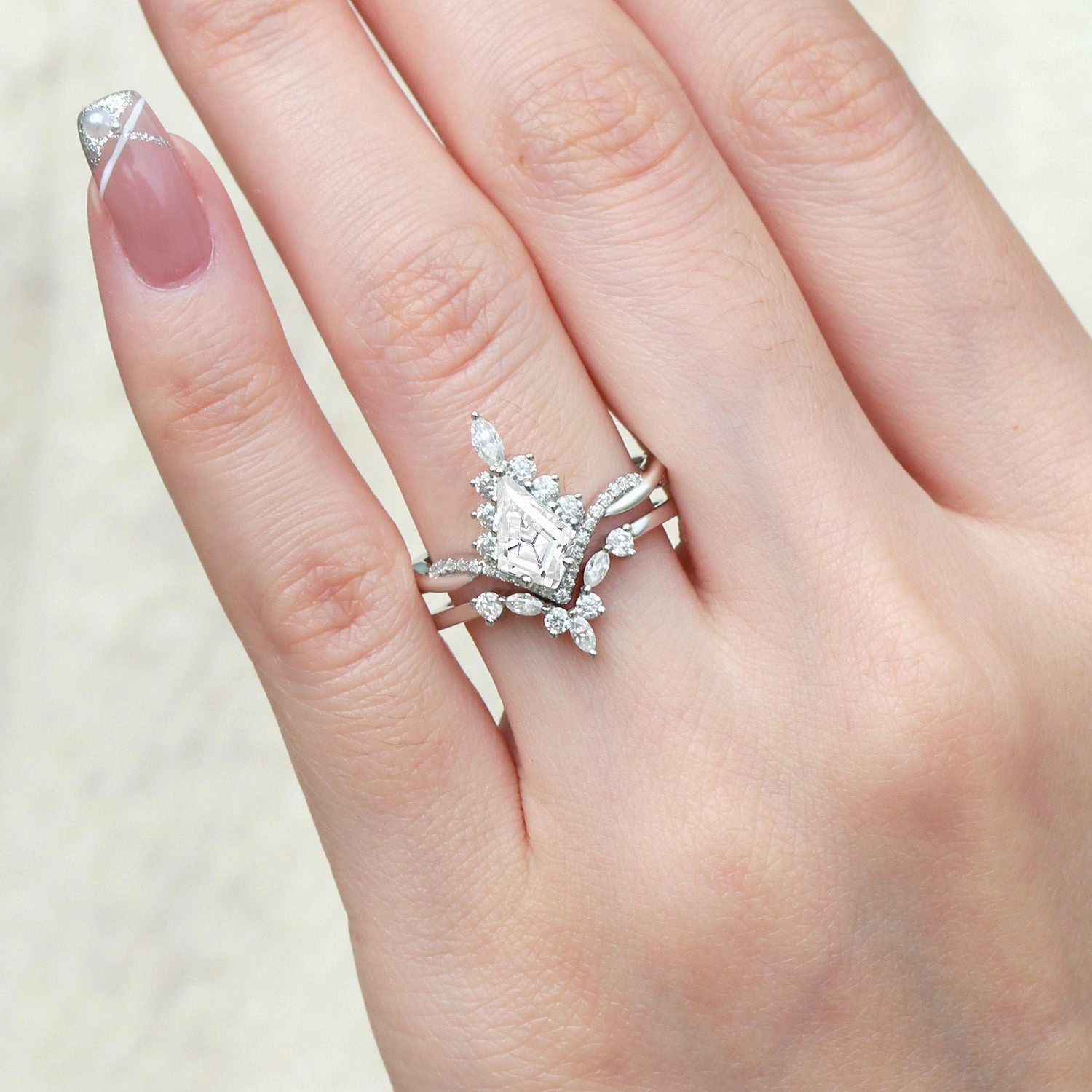 Unique Moissanite Kite Shape Engagement Ring Sets 2pcs Sophisticated Jewelry