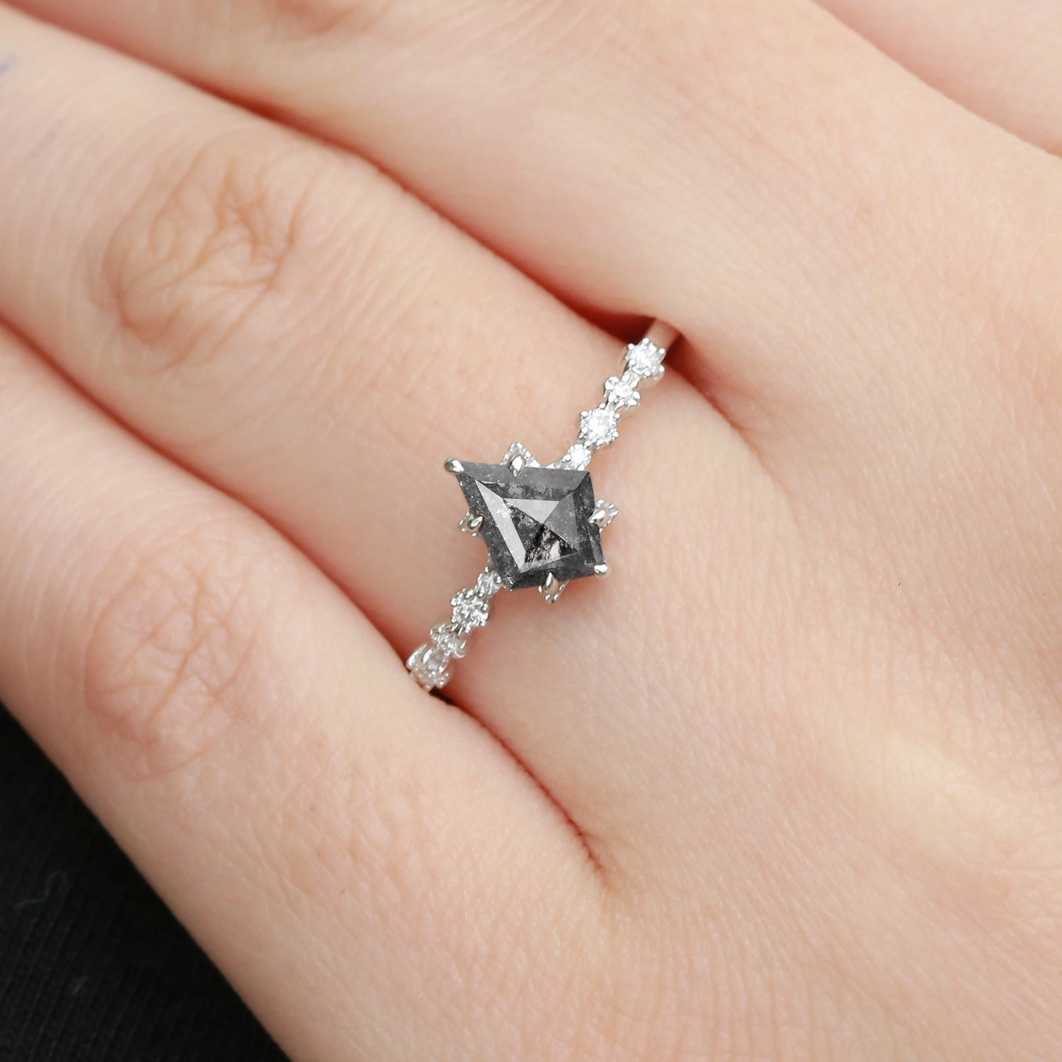 Bold Style Shiny Layer Unique Salt and Pepper Diamonds Engagement Ring