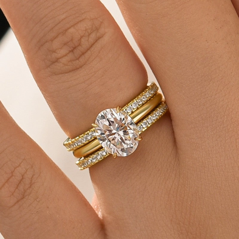 Exquisite Detailing Moissanite Solitaire 2.0 Ct Oval Cut Yellow Gold Wedding Ring Set