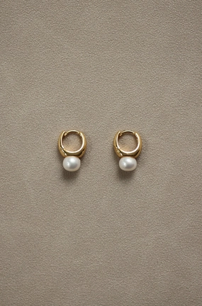 Viann Round Pearl Huggie Hoop Earrings Ornate Decoration Fashionable Choice