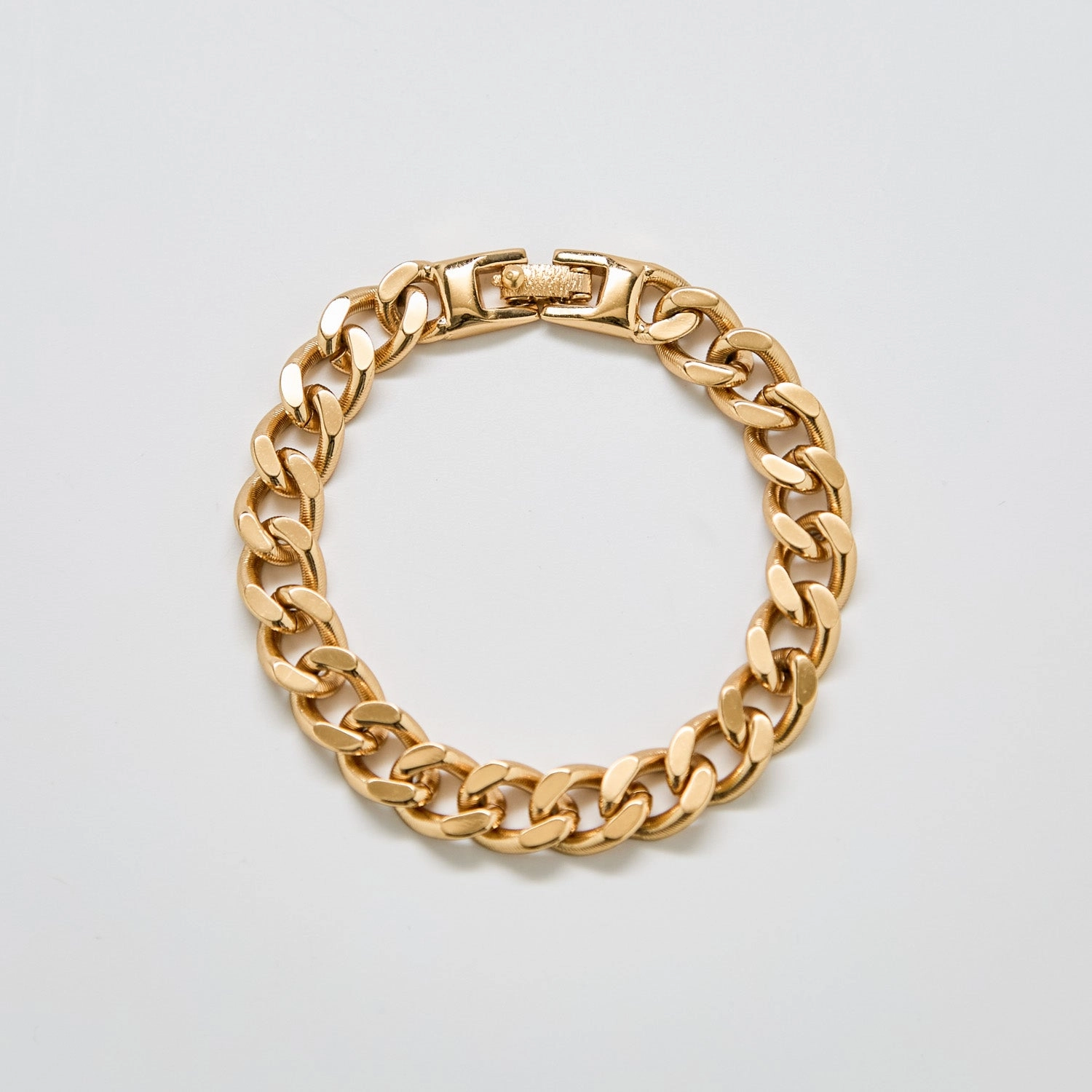 Seasonal Pairing Vintage Monet Curb Chain Link Bracelet