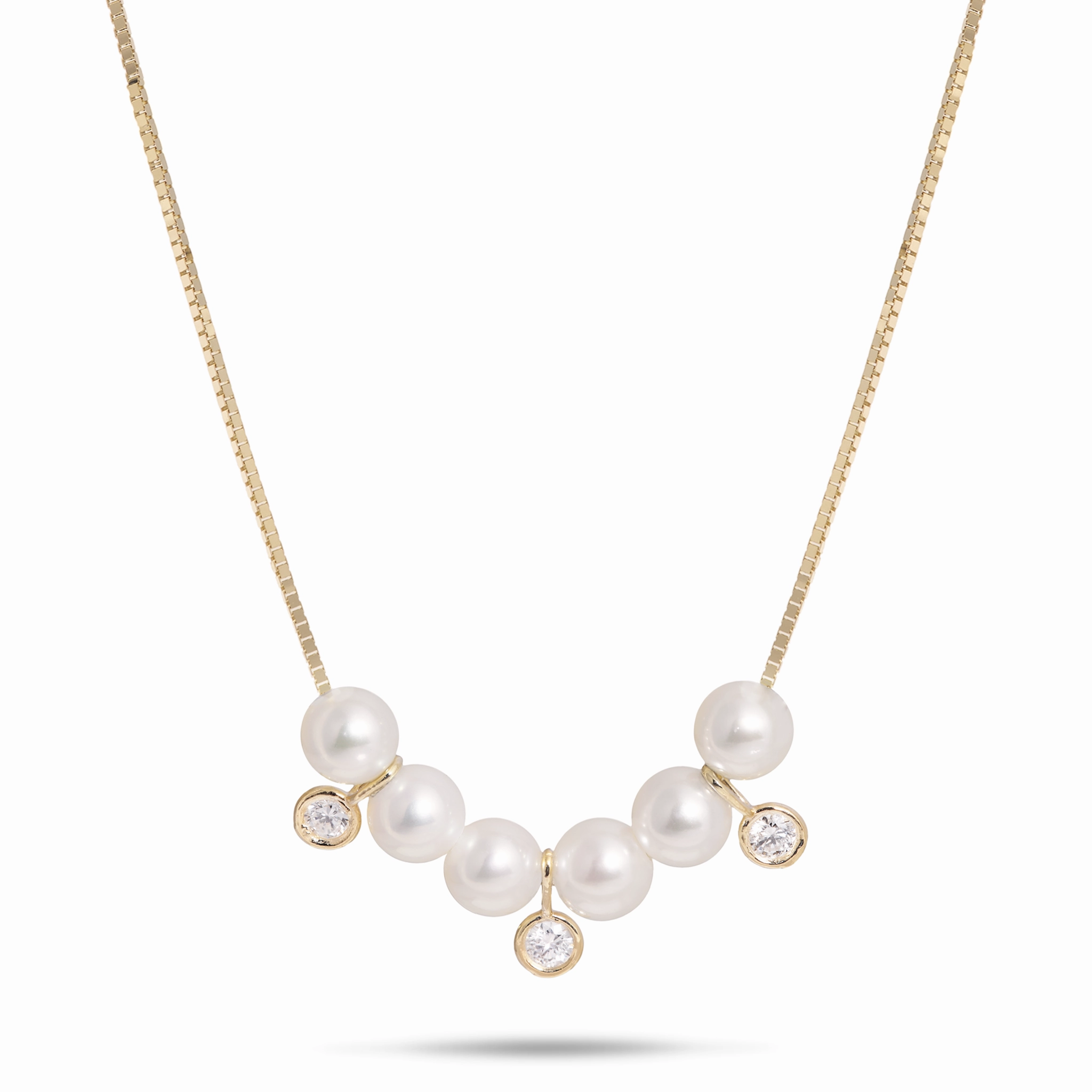 16-18" Adjustable Akoya White Pearl Necklace in Gold with Diamonds - 4.5-5mm Flawless Accent